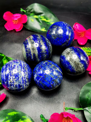 Spheres in Lapis Lazuli stone - Energy/Reiki/Crystal Healing - 2 in (5 cms) diameter and 160 gms (0.35 lb) - ONE PIECE ONLY