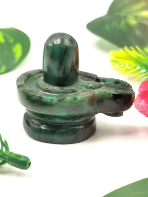 Exquisite Emerald stone Lingam/Shivling - Energy/Reiki/Crystal Healing - 1.5 inch and 210 carats - ONE PIECE ONLY