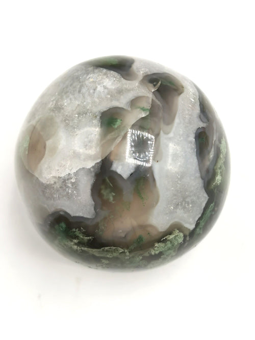 Spheres - Amazing natural Moss Agate stone sphere/ball - Energy/Reiki/Crystal Healing - 2.5 inches (6.25 cms) diameter and 240 gms (0.53 lb)