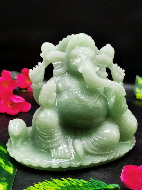 Green Aventurine gemstone Carving of Ganesh - Lord Ganesha Idol in Crystals/Gemstone - Reiki/Chakra/Healing/Energy - 5 in and 1.1 kg (2.42 lb)