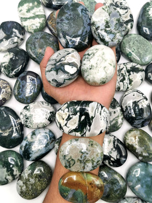 Natural Moss Agate palm stones - ONE PIECE ONLY - crystal/chakra/reiki/healing - 3 inches and 130 gms weight