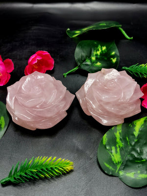 Rose Quartz crystal hand carved rose flower carvings - crystal/gemstone/reiki/chakra/healing - ONE PIECE ONLY - 3 inches and 210 gms (0.46 lb)