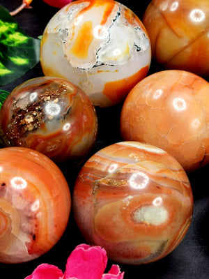 Beautiful Fire Agate stone sphere/ball - Energy/Reiki/Crystal Healing - 1.8 inches (4.5 cms) diameter and 175 gms - ONE PIECE ONLY