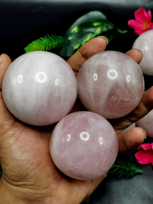 Rose Quartz stone sphere/ball - Energy/Reiki/Crystal Healing - 2.5 inches diameter and 240 gms (0.53 lb) - ONE PIECE ONLY - Shwasam