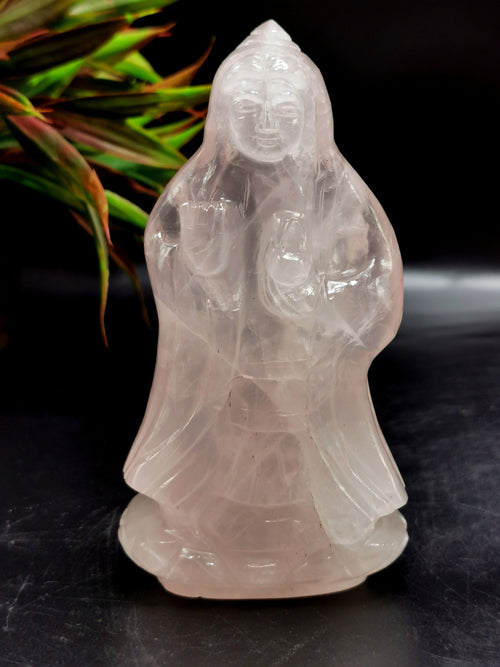 Rose Quartz Guanyin - handmade carving of Kwan Yin in standing posture - crystal/reiki/healing - 4.5 inches and 275 gms (0.61 lb)