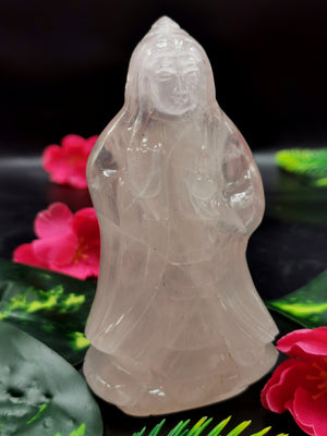 Rose Quartz Guanyin - handmade carving of Kwan Yin in standing posture - crystal/reiki/healing - 4.5 inches and 275 gms (0.61 lb)