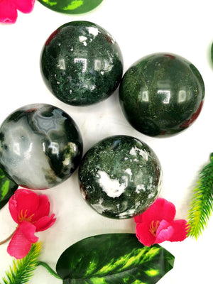 Gemstone moss agate spheres - Energy/Reiki/Crystal Healing - 2.5 inches (6.25 cms) diameter and 210 gms - ONE PIECE ONLY