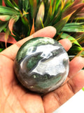 Spheres - Amazing natural Moss Agate stone sphere/ball - Energy/Reiki/Crystal Healing - 2.5 inches (6.25 cms) diameter and 240 gms (0.53 lb)