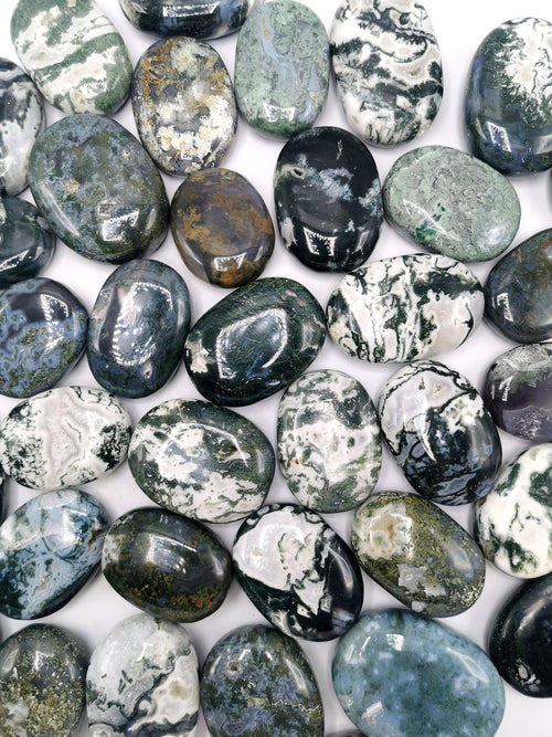 Natural Moss Agate palm stones - ONE PIECE ONLY - crystal/chakra/reiki/healing - 3 inches and 130 gms weight