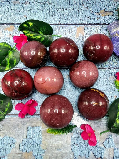 Sphere made in mookaite jasper gemstone - Energy/Reiki/Crystal Healing - 2.5 inch diameter and 310 gms (0.68 lb) - ONE PIECE ONLY