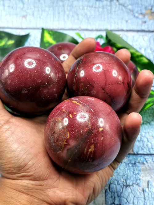 Amazing natural gemstone Mookaite Jasper stone sphere/ball - Energy/Reiki/Crystal Healing - 2.5 inch diameter and 245 gms (0.54 lb) - ONE PIECE ONLY