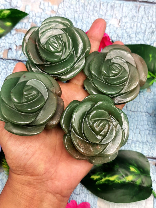Green Aventurine hand made rose carvings - crystal/gemstone/reiki/chakra/healing - ONE PIECE ONLY - 2.5 inch and 145 gms (0.32 lb)