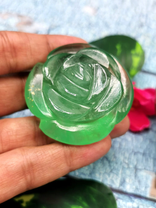 Green Fluorite hand carved rose flower carvings - crystal/gemstone/reiki/chakra/healing - ONE PIECE ONLY - 2 inch and 90 gms (0.20 lb)