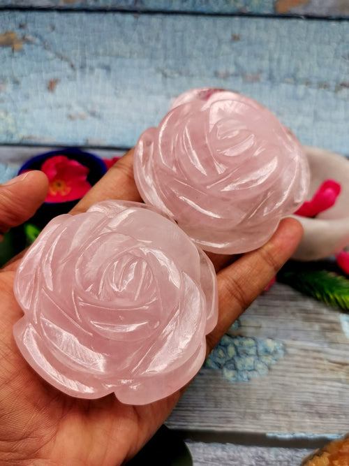 Rose flower in Rose Quartz hand carved - crystal/gemstone/reiki/chakra/healing - ONE PIECE ONLY - 3 inches and 215 gms (0.47 lb)