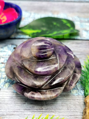 Amethyst gemstone hand carved rose flower carvings - crystal/gemstone/reiki/chakra - ONE PIECE ONLY - 2.8 inch and 180 gms (0.40 lb)