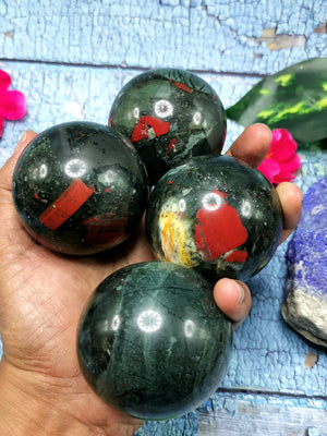 Bloodstone Jasper crystal ball - Energy/Reiki/Crystal Healing - 2.5 inch diameter and 275 gms (0.61 lb) -ONE PIECE ONLY