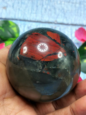 Amazing natural Bloodstone Jasper stone sphere/ball - Energy/Reiki/Crystal Healing - 2.5 inch diameter and 310 gms (0.68 lb) -ONE PIECE ONLY