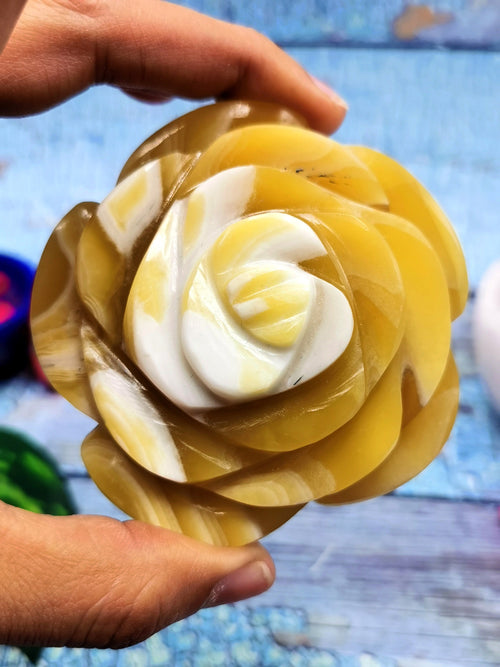 Yellow Aragonite gemstone hand carved rose flower carvings - crystal/gemstone/reiki/chakra - ONE PIECE ONLY - 3 inch and 225 gms (0.50 lb)