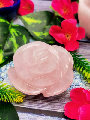 Handmade flower in Rose Quartz gemstone - ONE PIECE ONLY - 2.6 inches and 165 gms (0.36 lb)