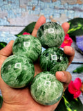 Fluorite Green spheres - One piece only