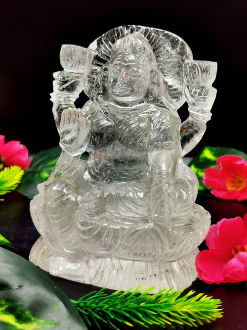 Laxmi handmade carving in clear quartz - 4.5 inches and 695 gms (1.53 lb) - Gemstone/crystal carvings for home decor