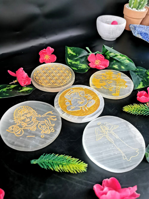 Selenite coaster set of 5 - home decor carvings in gemstones and crystals - 3 inches and total weight 440 gms (0.97 lb)