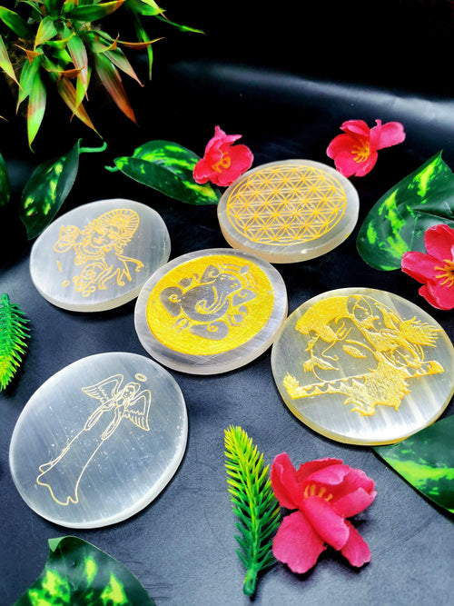 Selenite coaster set of 5 - home decor carvings in gemstones and crystals - 3 inches and total weight 440 gms (0.97 lb)