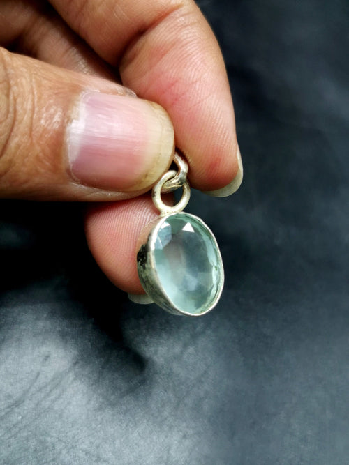 Aquamarine Pendant in 925 Sterling Silver -crystal/gemstone jewelry | Mother's Day/birthday/engagement/wedding/anniversary gift | ONE PIECE ONLY