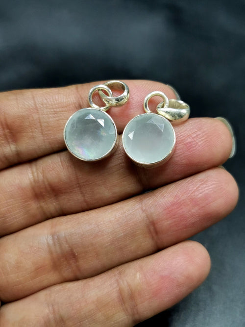 Aquamarine gemstone Pendant in 925 Sterling Silver -crystal/gemstone jewelry | Mother's Day/birthday/engagement/wedding/anniversary gift | ONE PIECE ONLY
