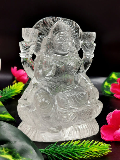 Laxmi handmade carving in clear quartz - 4.5 inches and 695 gms (1.53 lb) - Gemstone/crystal carvings for home decor