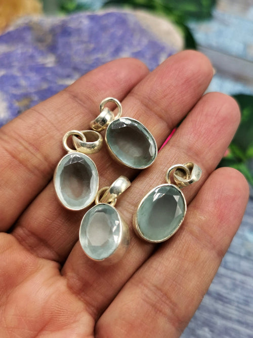 Aquamarine Pendant in 925 Sterling Silver -crystal/gemstone jewelry | Mother's Day/birthday/engagement/wedding/anniversary gift | ONE PIECE ONLY