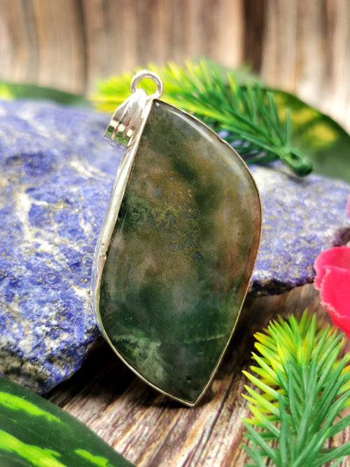 Beautiful Moss Agate gemstone Pendant in German Silver - crystal/gemstone jewelry| Mother's Day/birthday/engagement/wedding/anniversary gift