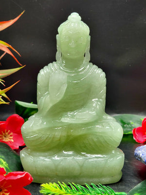 Light Green Aventurine crystal Buddha - handmade carving of serene and meditating Lord Buddha - crystal/reiki/healing - 5 in and 0.42 kg (0.92 lb)