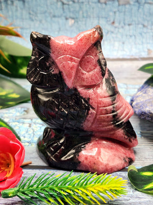 Owl carving in natural rhodonite stone - reiki/chakra/healing/crystal - 3.5 inches and 400 (0.88 lb)