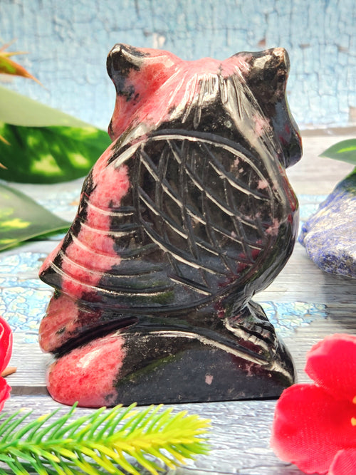 Owl carving in natural rhodonite stone - reiki/chakra/healing/crystal - 3.5 inches and 400 (0.88 lb)