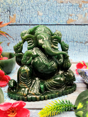 Carving of Ganesha in Green Aventurine Crystals/Gemstone - Reiki/Chakra/Healing/Energy - 5 in and 1.19 kg (2.62 lb)