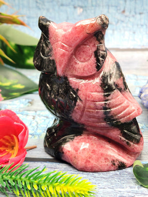 Owl carving in natural rhodonite stone - reiki/chakra/healing/crystal - 3.5 inches and 400 (0.88 lb)