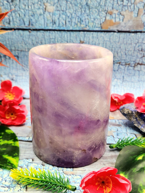 Crystal goblet in light amethyst stone - 4 inches and 650 gms (1.76 lb) - ONLY 1 PIECE