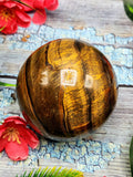 Golden tiger eye stone sphere/ball - Energy/Reiki/Crystal Healing - 3 inches (7.5 cms) diameter and 570 gms (1.25 lb)