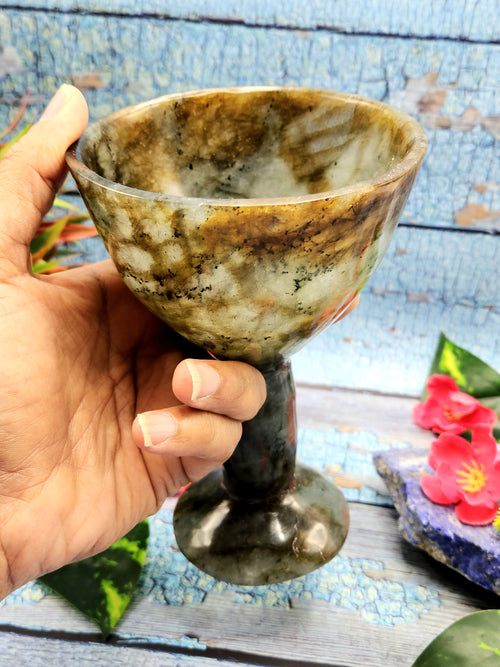Beautiful gemstone martini glass in labradorite stone - ONLY 1 PIECE - wine glass