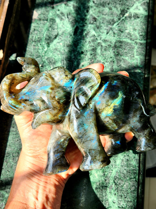 Labradorite gemstone carving of Elephant with beautiful flash - Elephant gifts, Animal figurines and hand carvings in labradorite - 5 inches