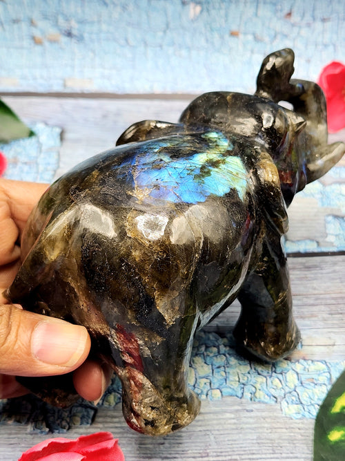 Gift an Elephant - Labradorite carving of Elephant with beautiful flash - Animal figurines and hand carvings in labradorite - 4 inches