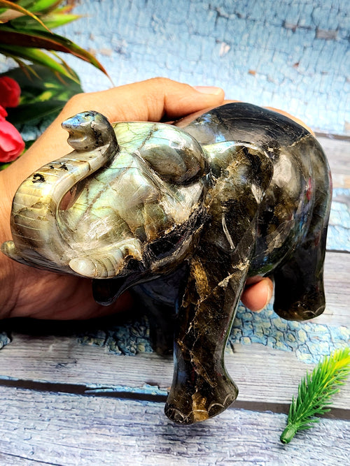 Amazing flashy Labradorite carving of Elephant - Elephant gifts, Animal figurines and hand carvings in labradorite - 5 inches