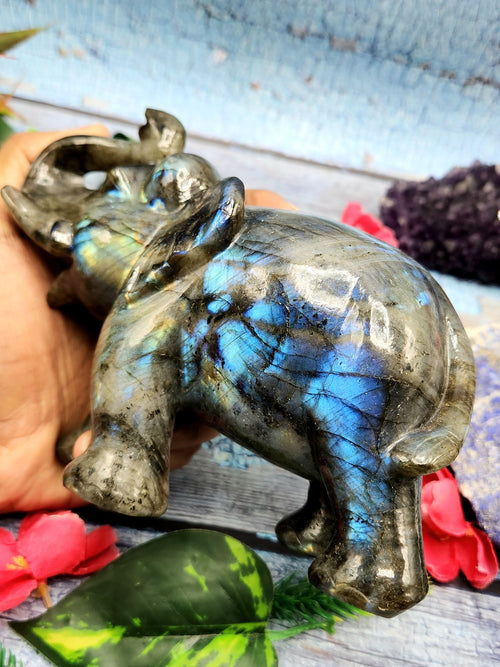 Labradorite Haathi - carving of Elephant with beautiful flash - Elephant gifts, Animal figurines and hand carvings in labradorite - 4.5 inches