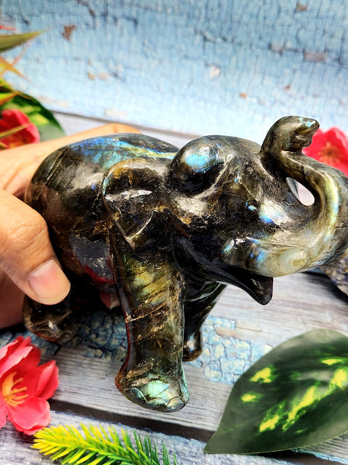 Gift an Elephant - Labradorite carving of Elephant with beautiful flash - Animal figurines and hand carvings in labradorite - 4 inches