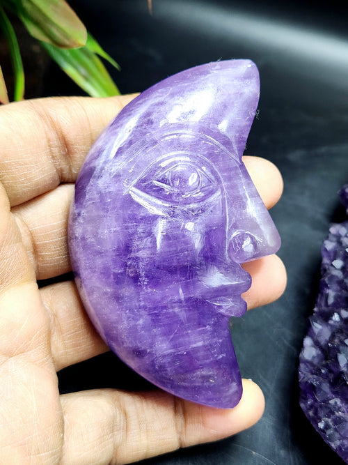 Amethyst crystal hand carving of crescent moon - crystal/reiki/chakra/healing - 3 inches and 125 gms weight