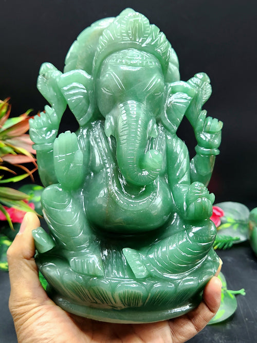 Green Aventurine from Australia - Carving of Ganesh - Lord Ganesha Idol in Crystals/Gemstone - Reiki/Chakra/Healing - 8 in and 2.39 kg (5.26 lb)
