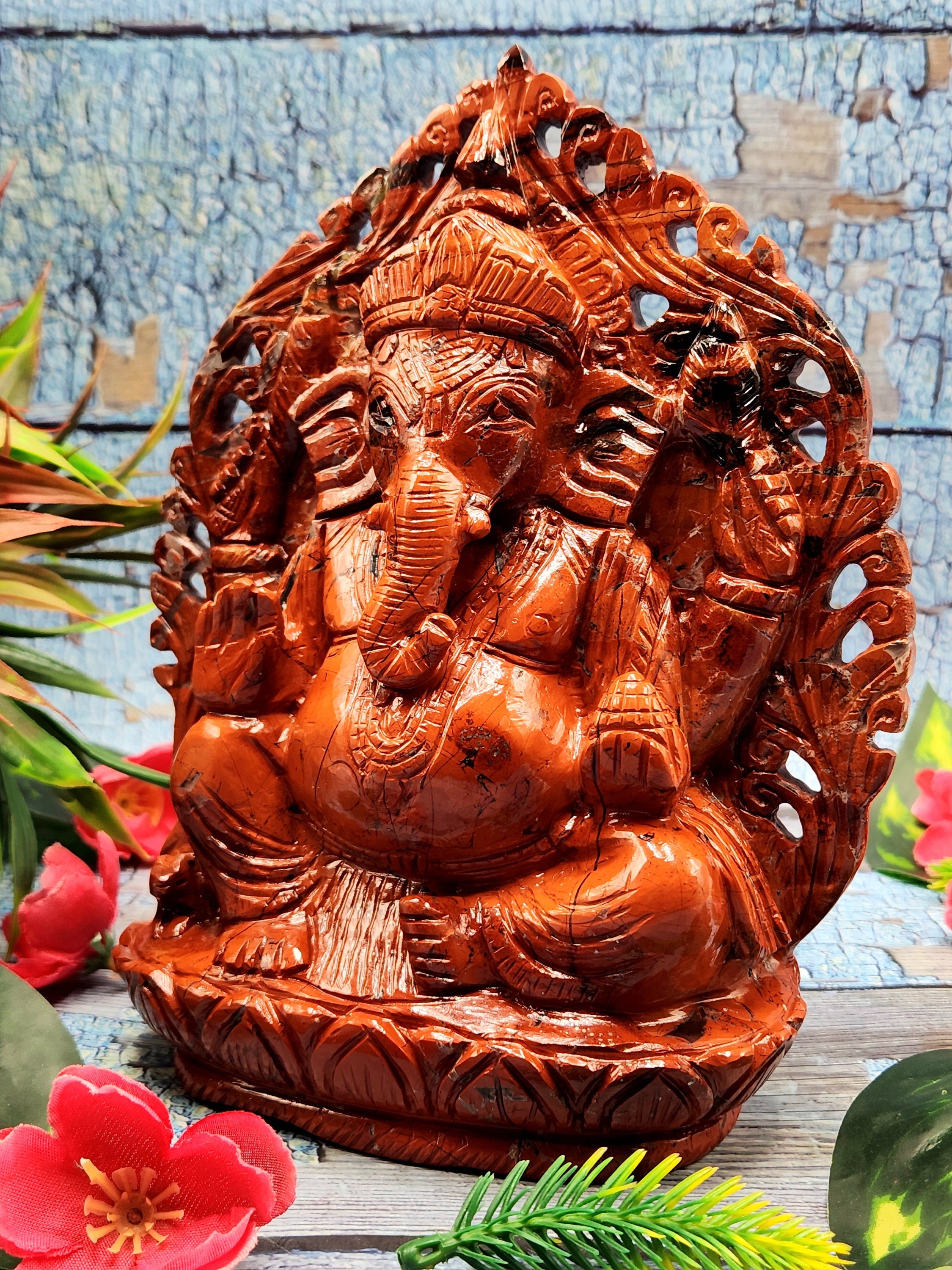 Red Jasper Hand carved statyue of Ganesh - Lord Ganesha Idol | Sculpture in Crystals/Gemstones - Reiki/Chakra/Healing - 7.5 inches and 1.76 kgs