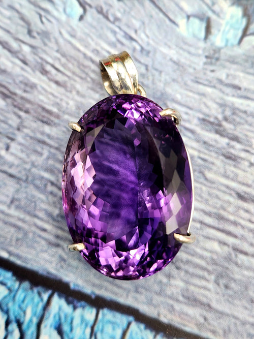 Amethyst Faceted Oval Pendant in 925 Silver - Embrace Serenity and Spiritual Awakening