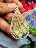 Labradorite Floral Carving Teardrop Pendant - Unveiling the Enchanting Beauty of Labradorite